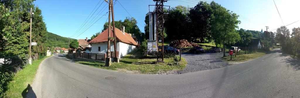Zempleni Pitvaros Piheno Telkibanya Exterior photo