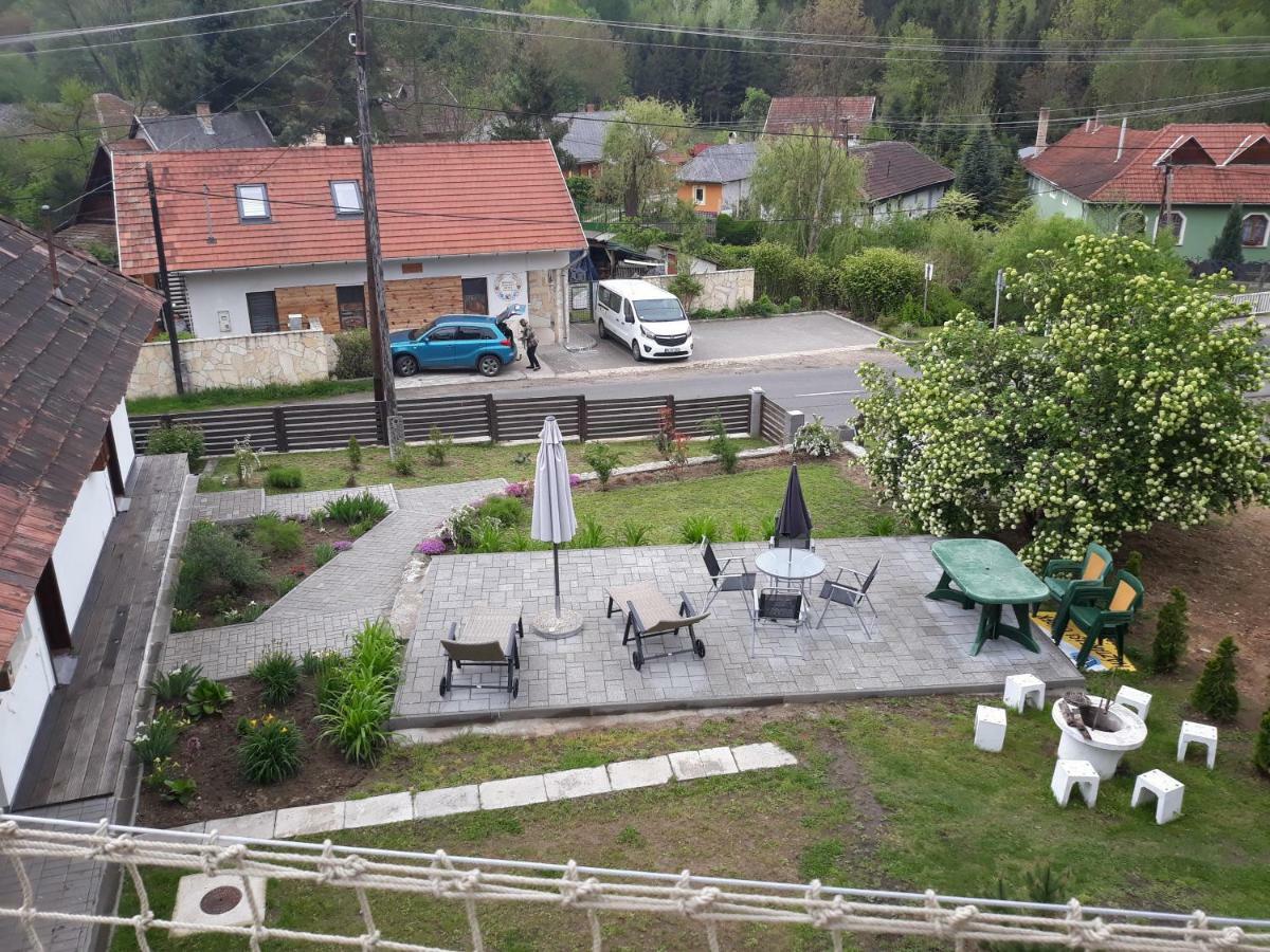 Zempleni Pitvaros Piheno Telkibanya Exterior photo