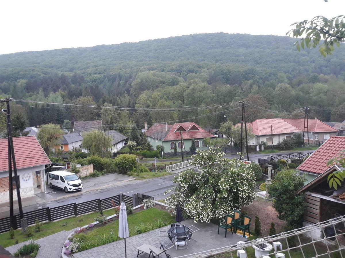 Zempleni Pitvaros Piheno Telkibanya Exterior photo